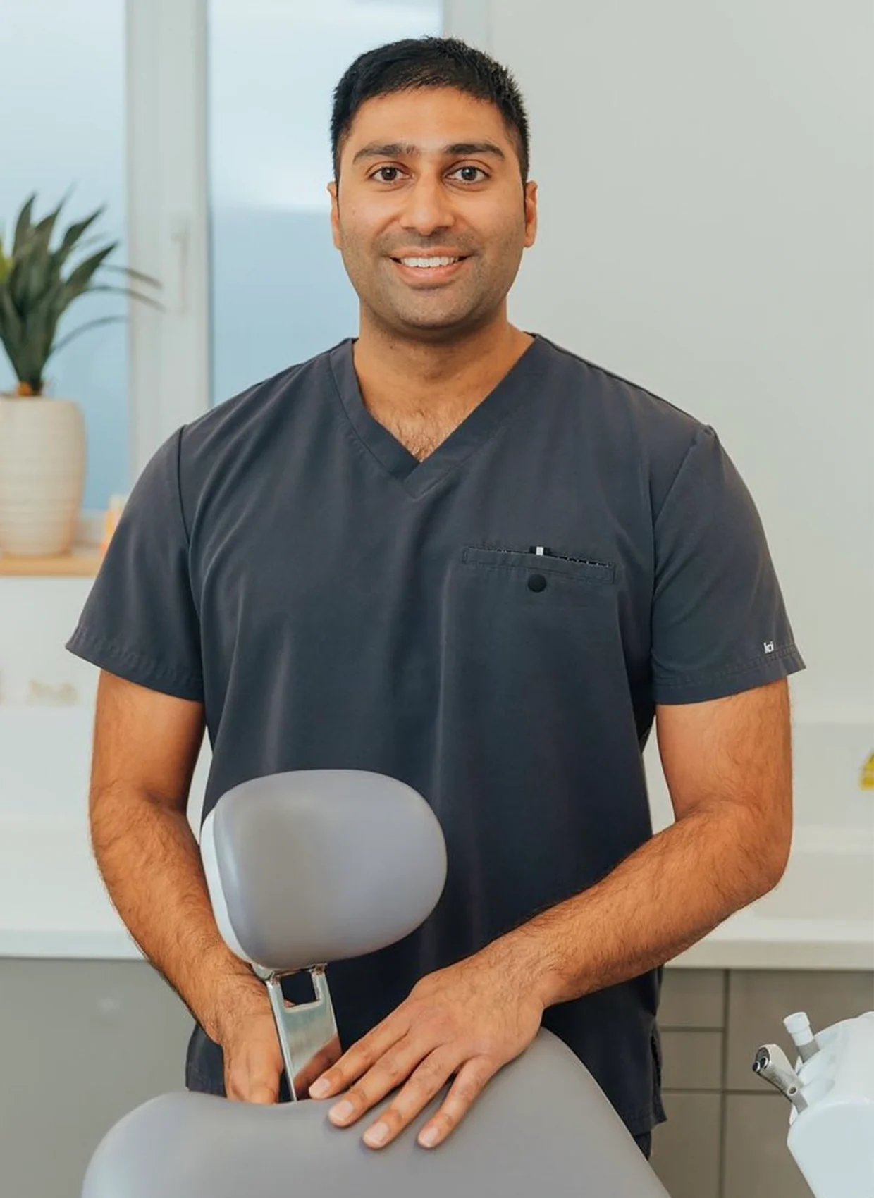 Koi Next Gen On Call Scrub Top - Charcoal - Image 3